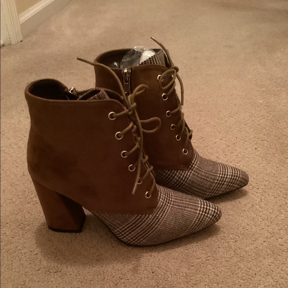 Shein, Size 8, Color Camel, Ankle Boot